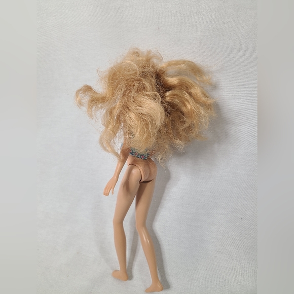 BARBIE Stacie 9" doll strawberry blonde hair green eyes 2010 - Picture 2 of 3
